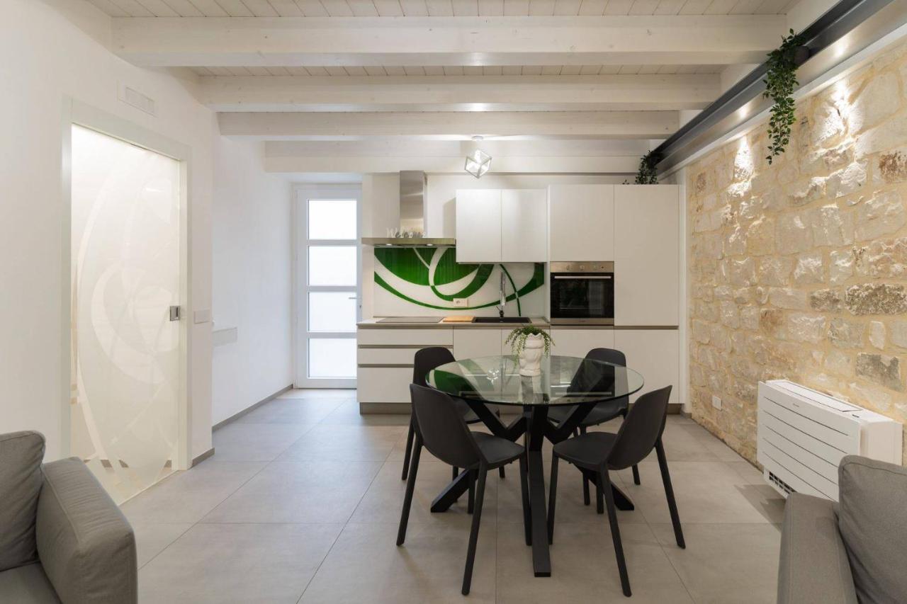Lovely Modern Apartment Módica Exterior foto